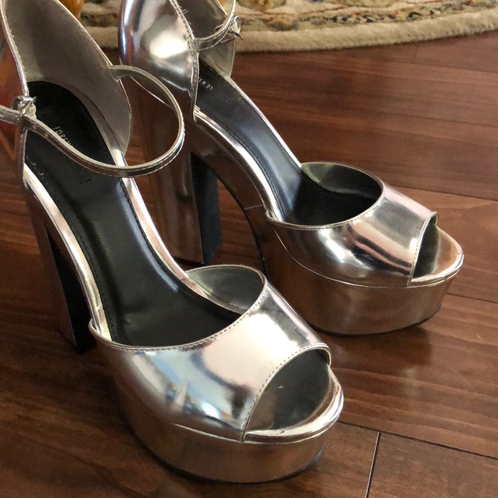 Forever 21 disco platforms